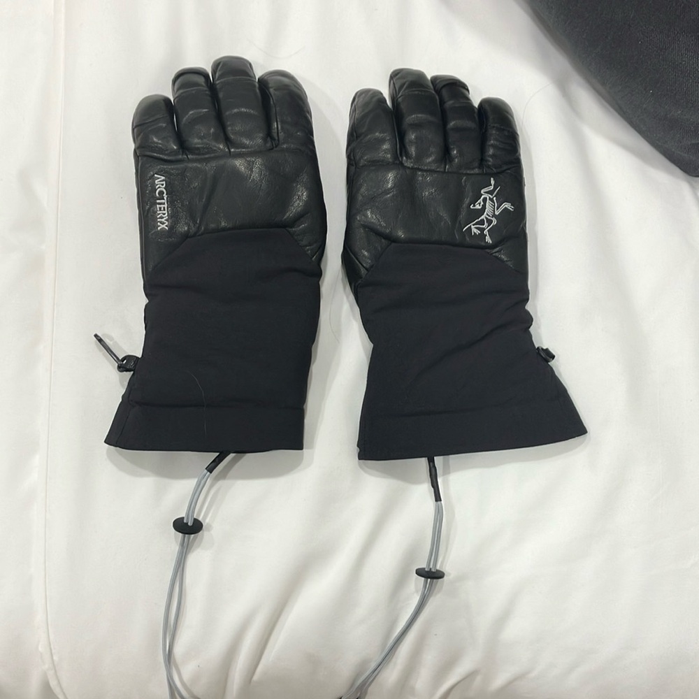 Arc'teryx Black Men's Gloves